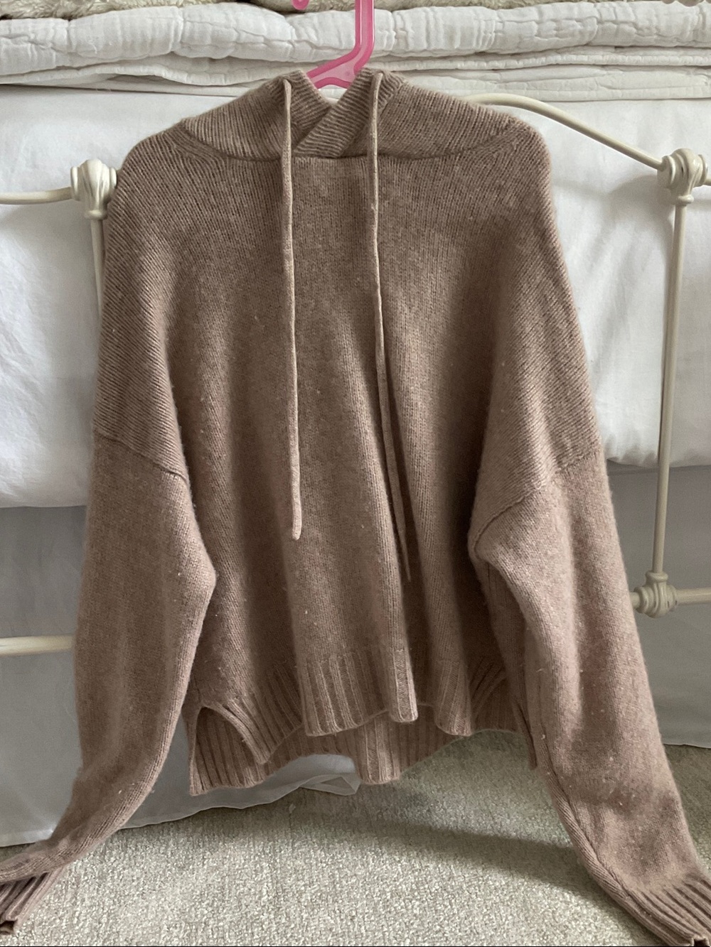 Aritzia-Babaton Luxe cashmere hoodie